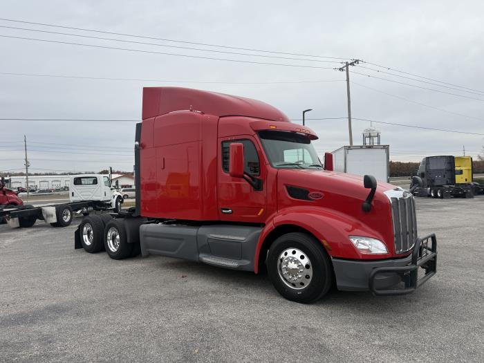 2021 Peterbilt 579-10