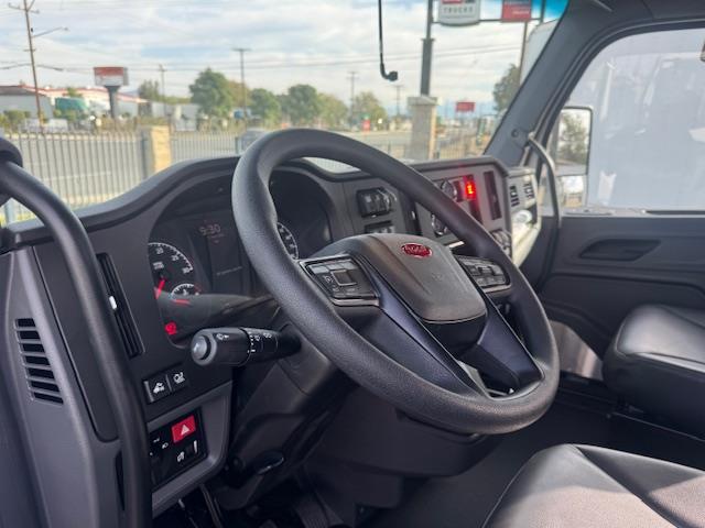 2026 Peterbilt 548-12