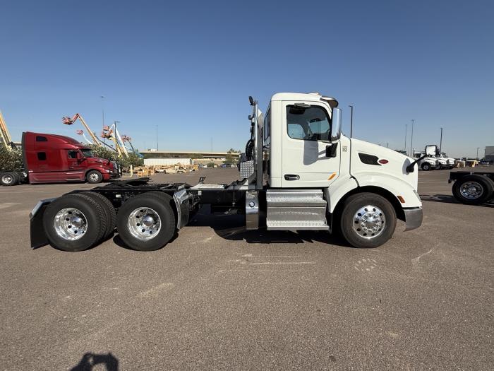 2020 Peterbilt 579-6