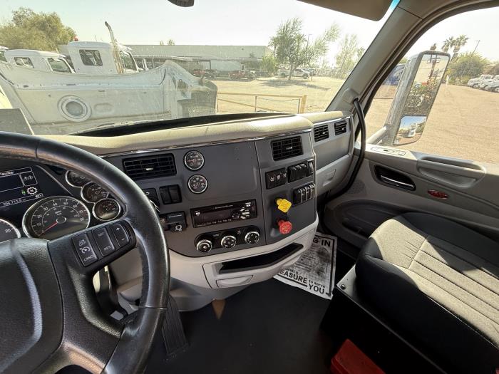 2020 Peterbilt 579-10