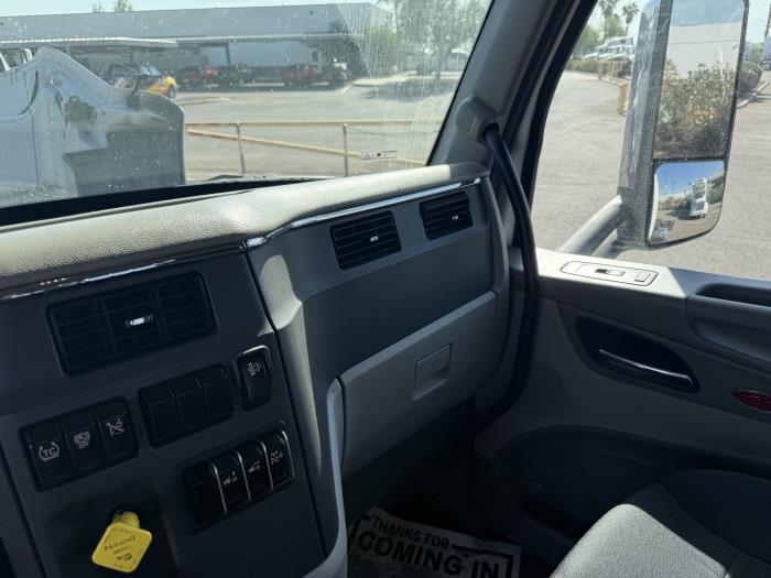 2020 Peterbilt 579-11