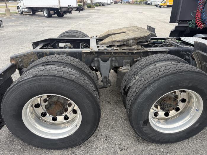 2022 International LT625-7