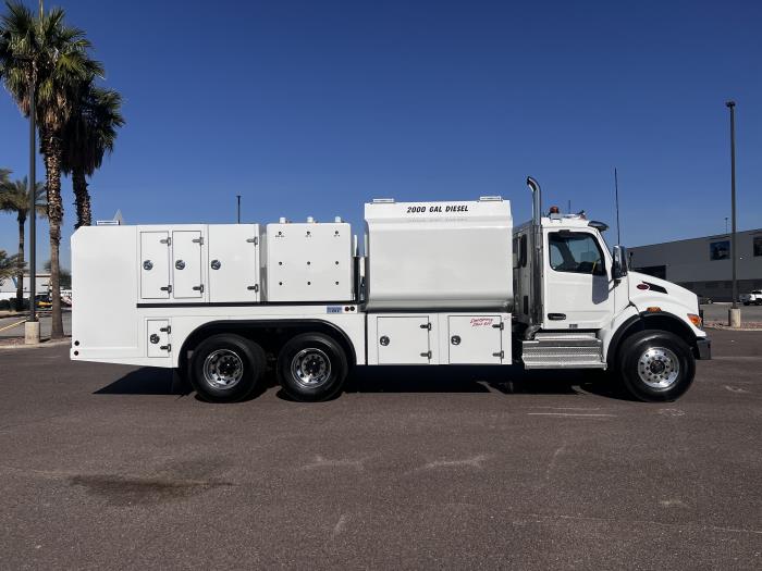 2026 Peterbilt 548-17