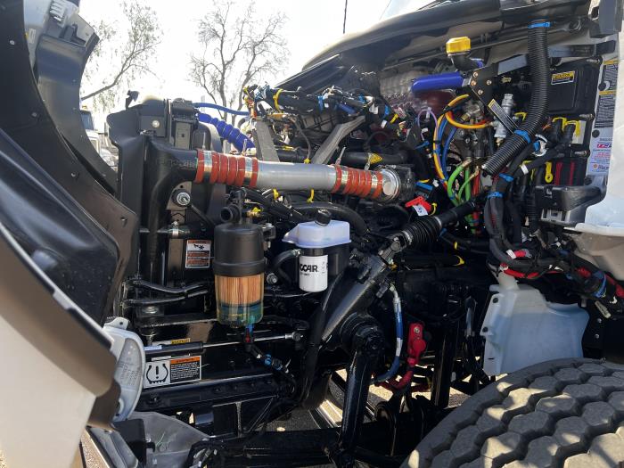 2026 Peterbilt 548-30