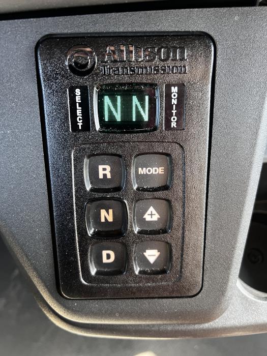 2026 Peterbilt 548-37