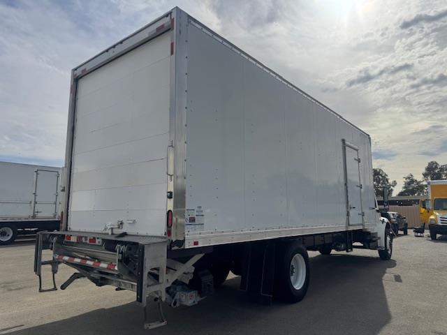 2019 Freightliner Business Class M2 106-5
