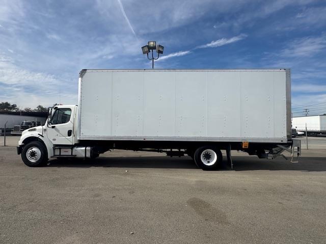 2019 Freightliner Business Class M2 106-9