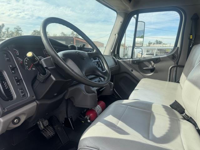 2019 Freightliner Business Class M2 106-10