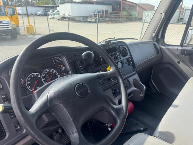 2019 Freightliner Business Class M2 106-11