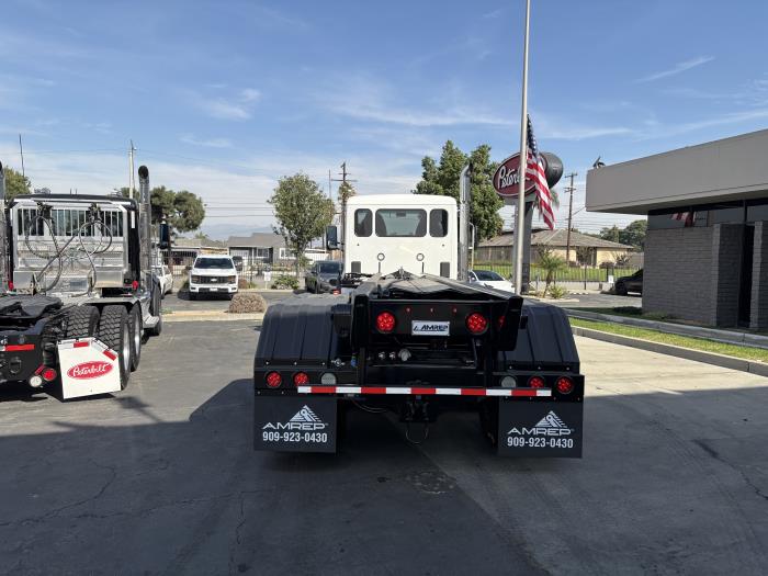 2026 Peterbilt 548-6