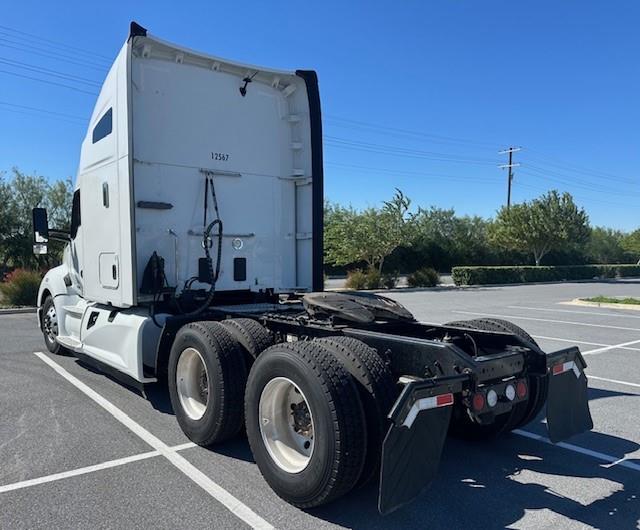 2022 Kenworth T680-7