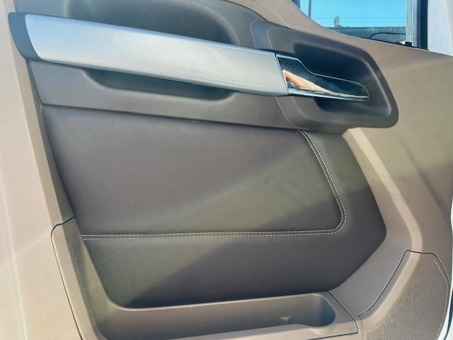 2022 Kenworth T680-9