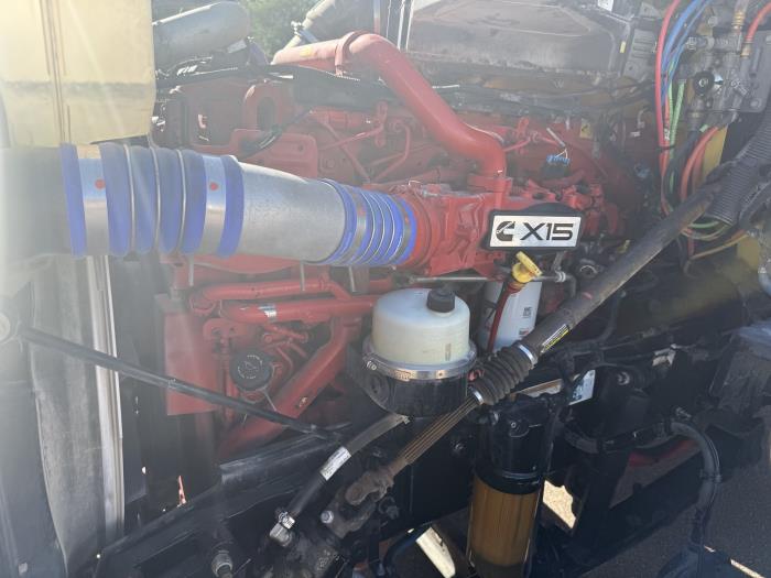 2021 Peterbilt 579-9