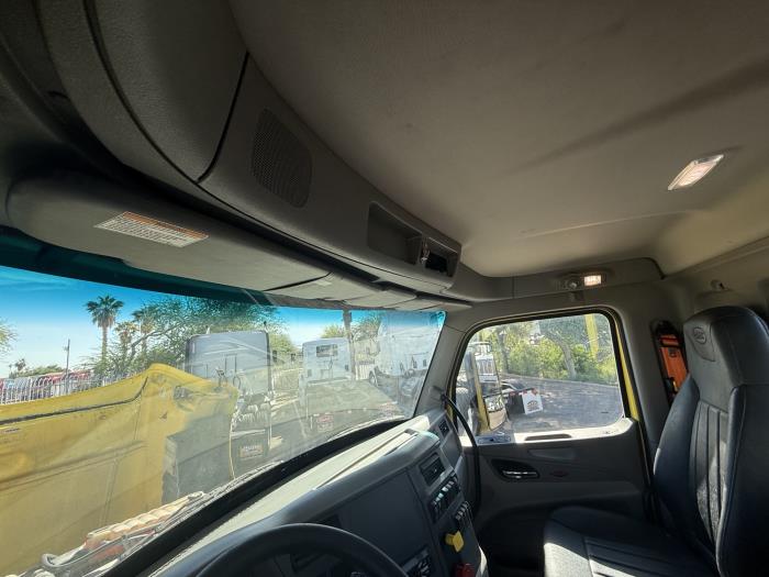 2021 Peterbilt 579-14