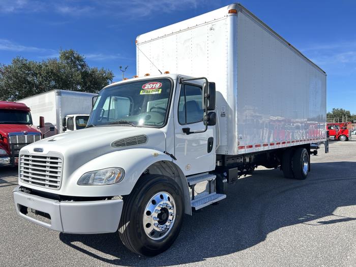 2019 Freightliner M2 106 Medium Duty photo 2