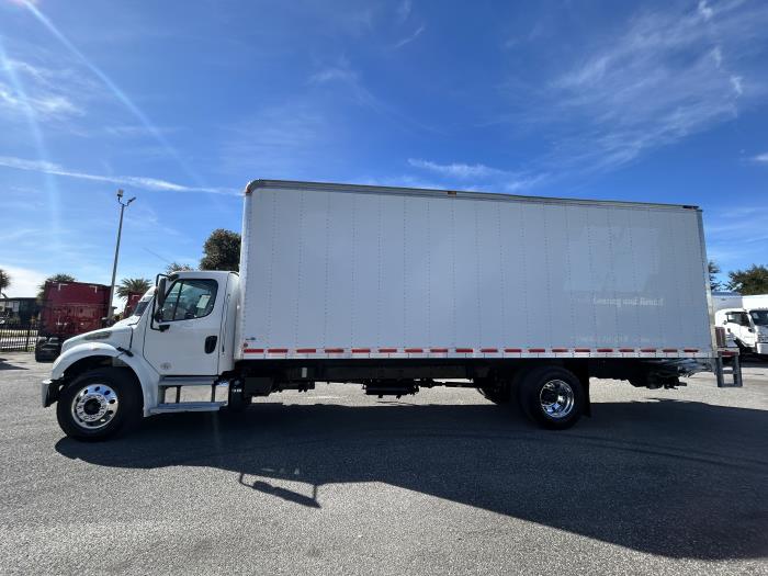 2019 Freightliner M2 106 Medium Duty photo 3