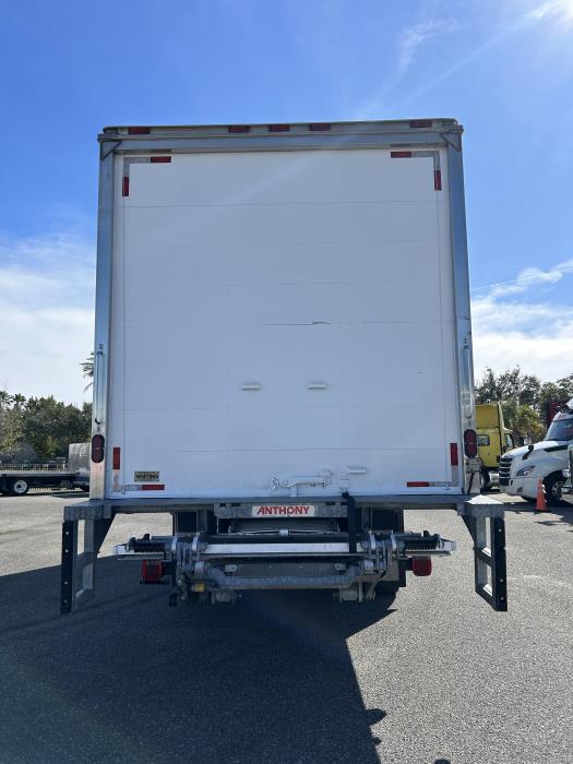 2019 Freightliner Business Class M2 106-5