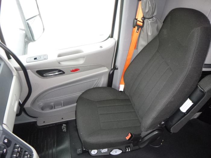 2021 Peterbilt 579-21