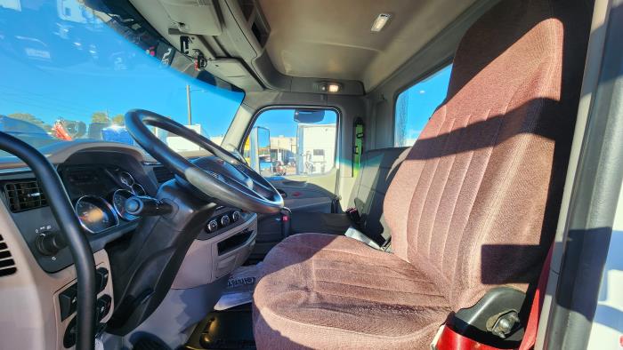 2022 Peterbilt 567-10