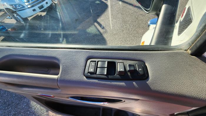 2022 Peterbilt 567-17