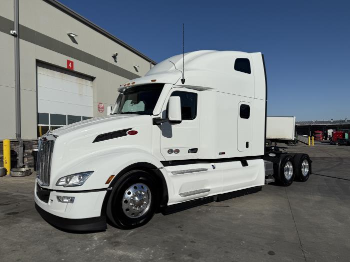 2026 Peterbilt 579-3