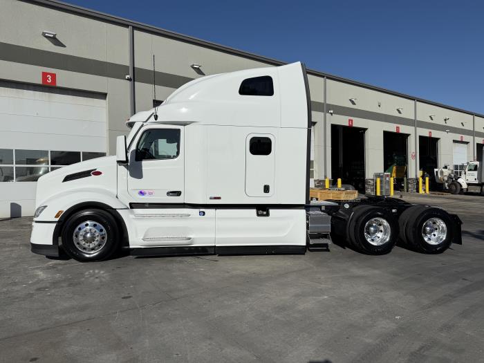 2026 Peterbilt 579-4