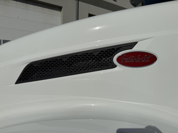 2026 Peterbilt 579-15