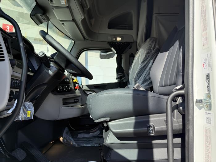 2026 Peterbilt 579-35