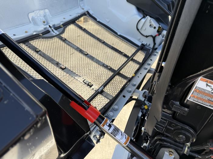 2026 Peterbilt 579-76