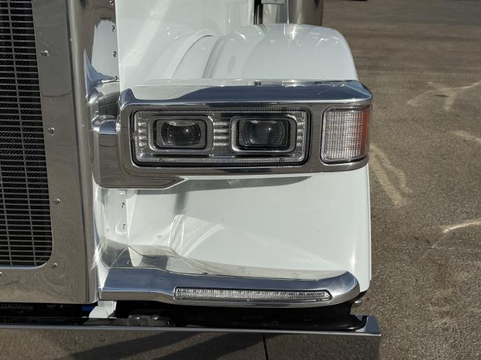 2026 Peterbilt 589-13