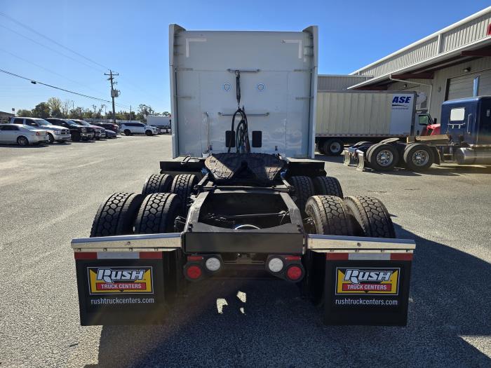 2022 Peterbilt 579-4