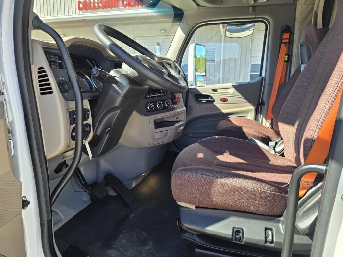 2022 Peterbilt 579-9