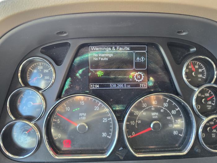 2022 Peterbilt 579-18