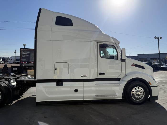 2026 Peterbilt 579-10