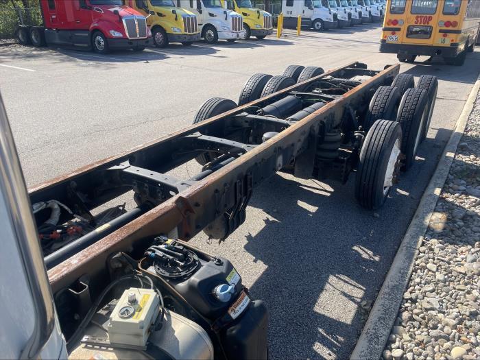 2020 Freightliner Business Class M2 106-6