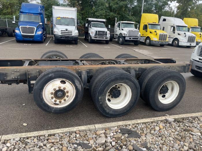 2020 Freightliner Business Class M2 106-8