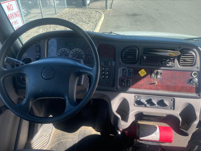 2020 Freightliner Business Class M2 106-14