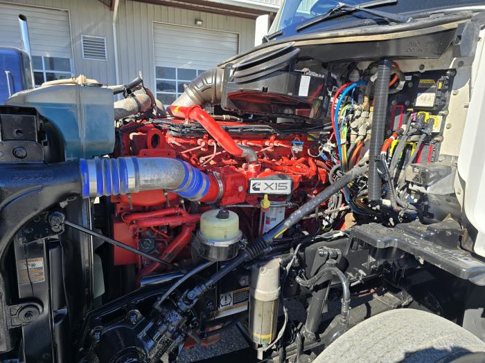 2022 Peterbilt 579-21