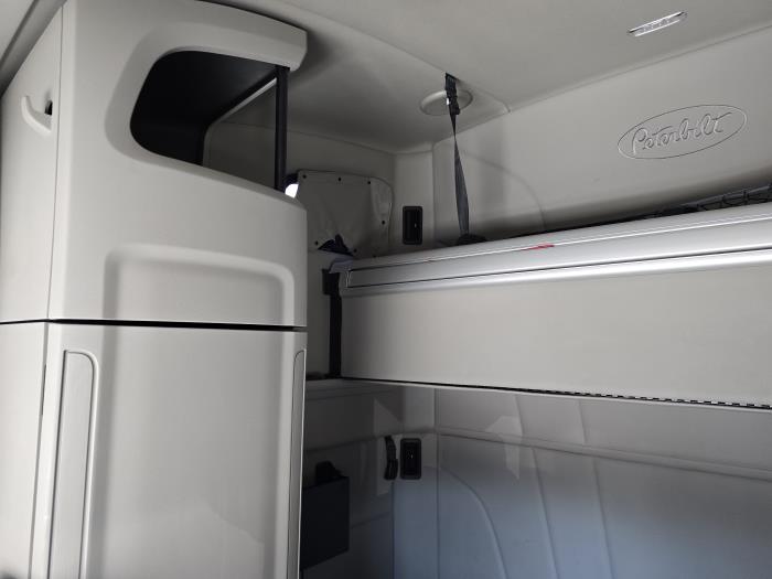 2022 Peterbilt 579-11