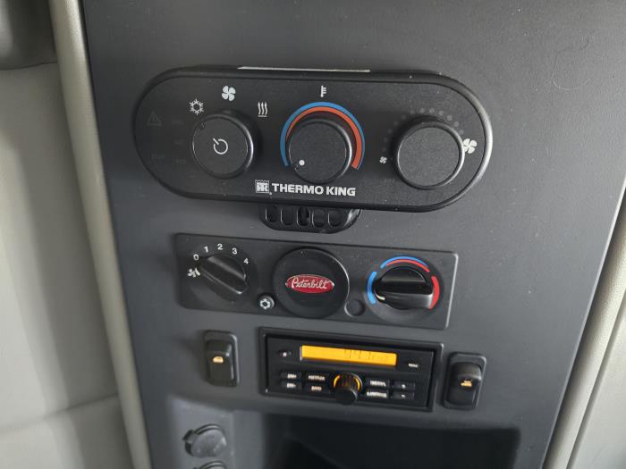 2022 Peterbilt 579-14