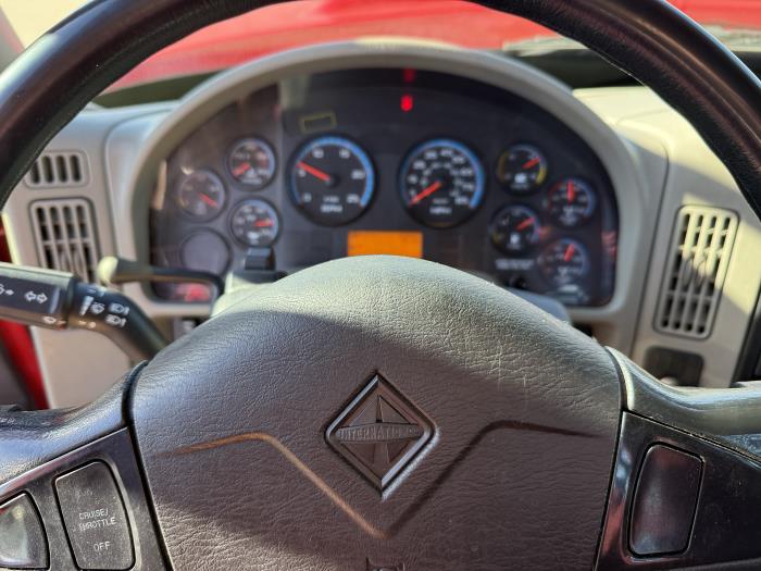 2018 International 7600-14
