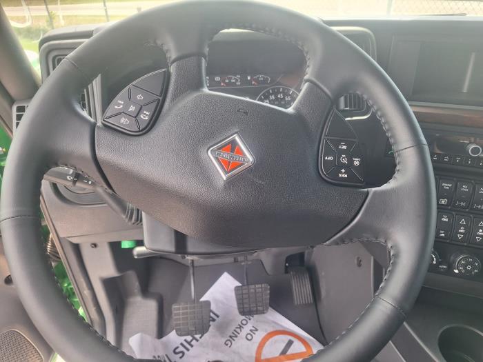 2025 International HX520-3