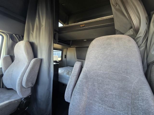 2023 International LT625-8