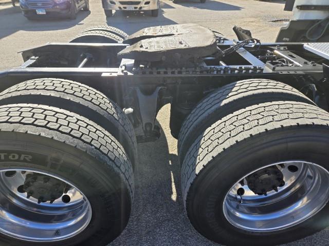 2023 International LT625-20