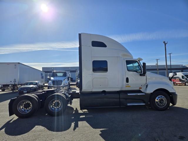 2023 International LT625-4