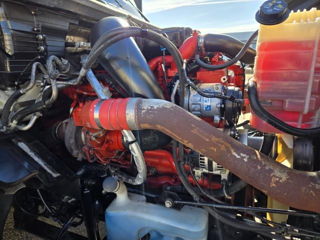 2023 International LT625-25