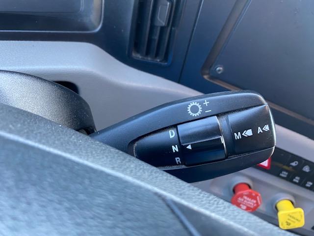 2022 Freightliner Cascadia-17