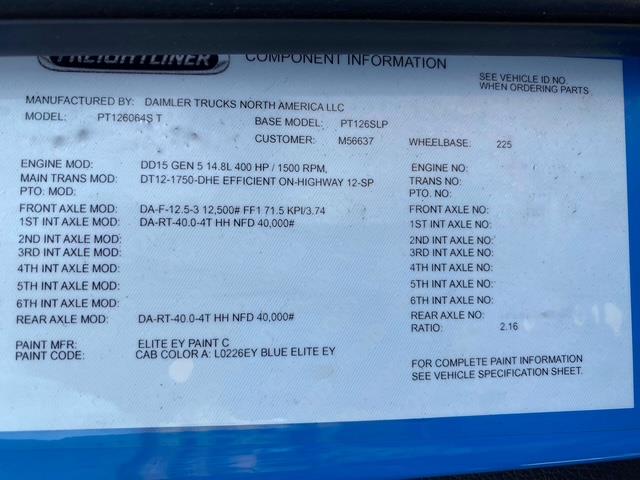 2022 Freightliner Cascadia-26
