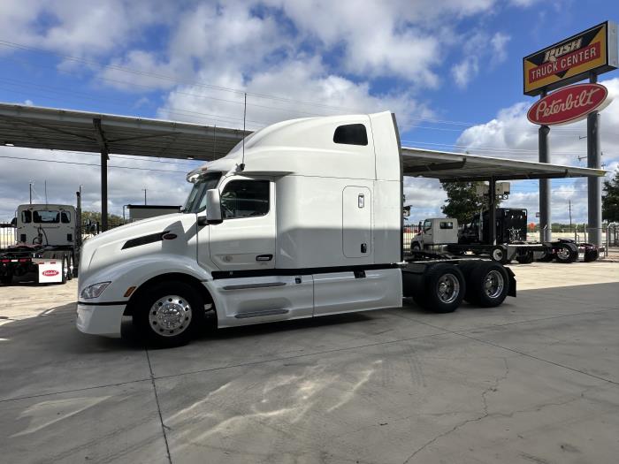 2022 Peterbilt 579-2