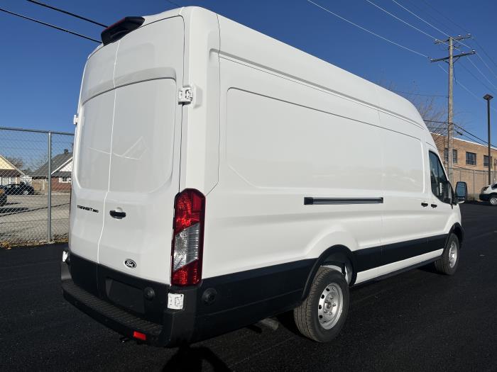 2026 Ford Transit-350-7